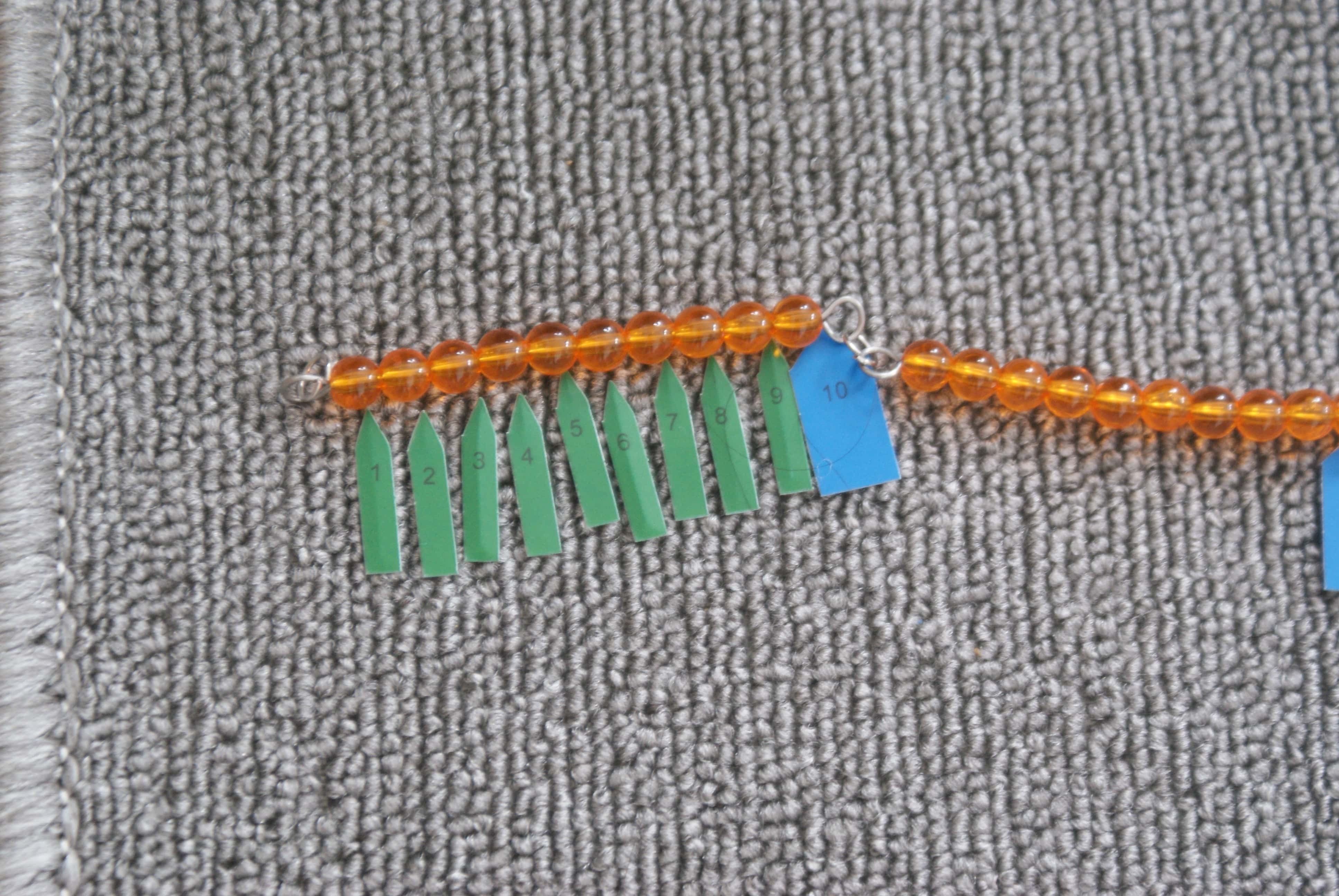 Chaîne de 1000 Montessori - MaMontessoriBox