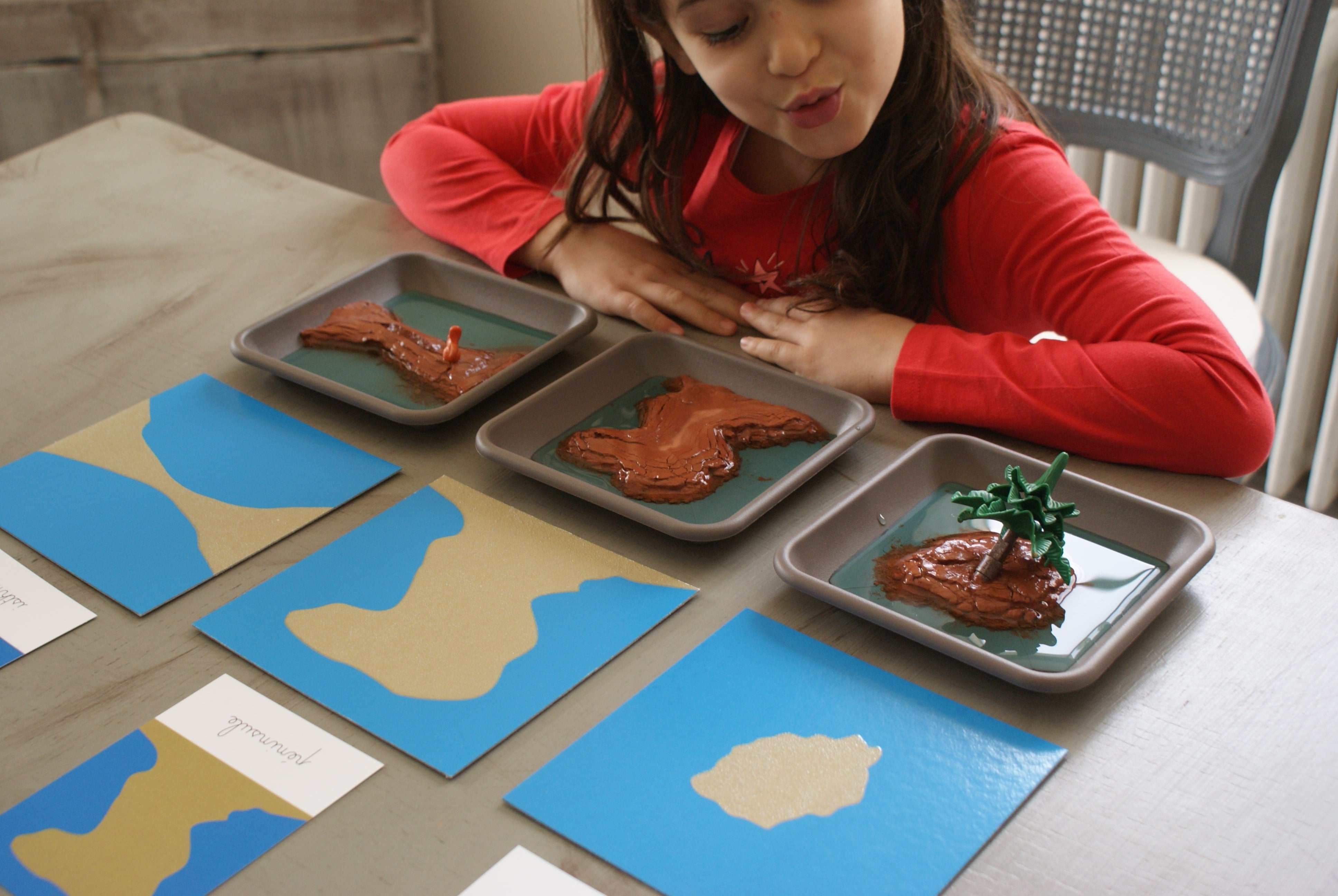 Formes géographiques rugueuses Montessori - MaMontessoriBox