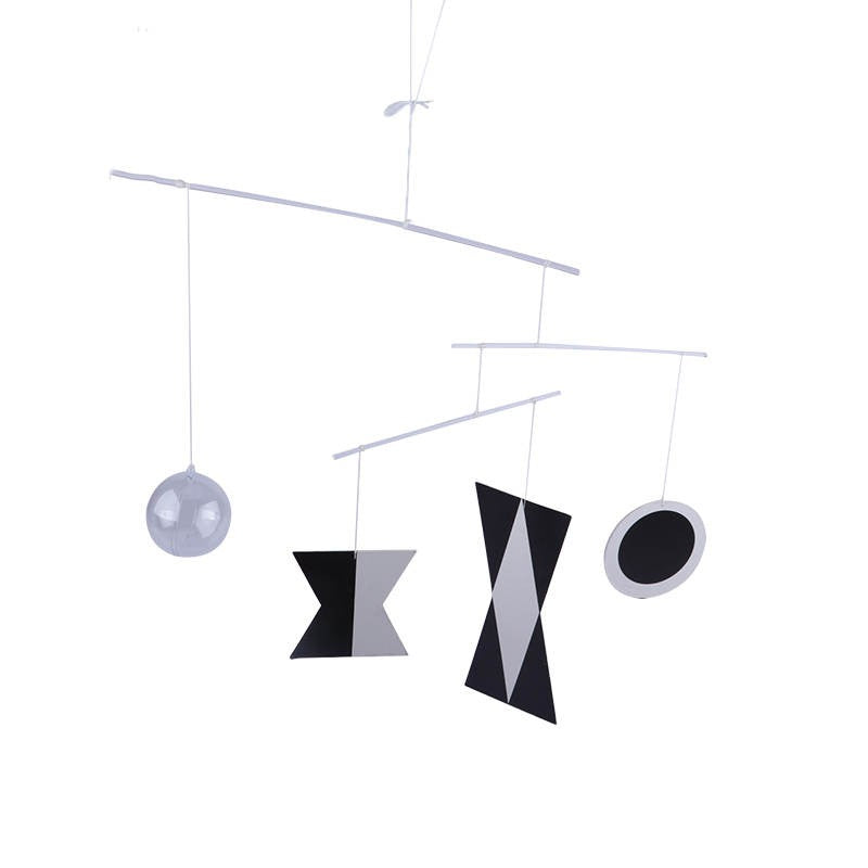 Mobiles Montessori pour bébés - MaMontessoriBox