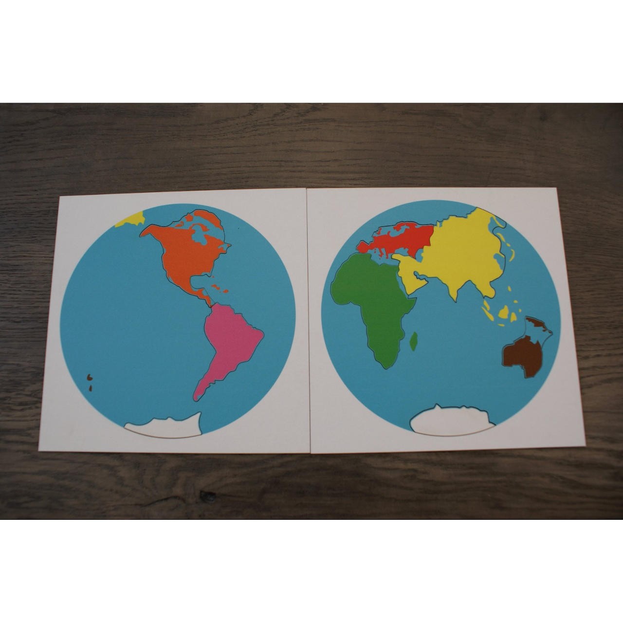 Planisphère Des Continents - Petit Format - Pensées Montessori
